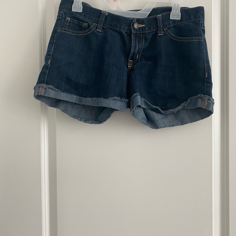 Blue Old Navy denim shorts